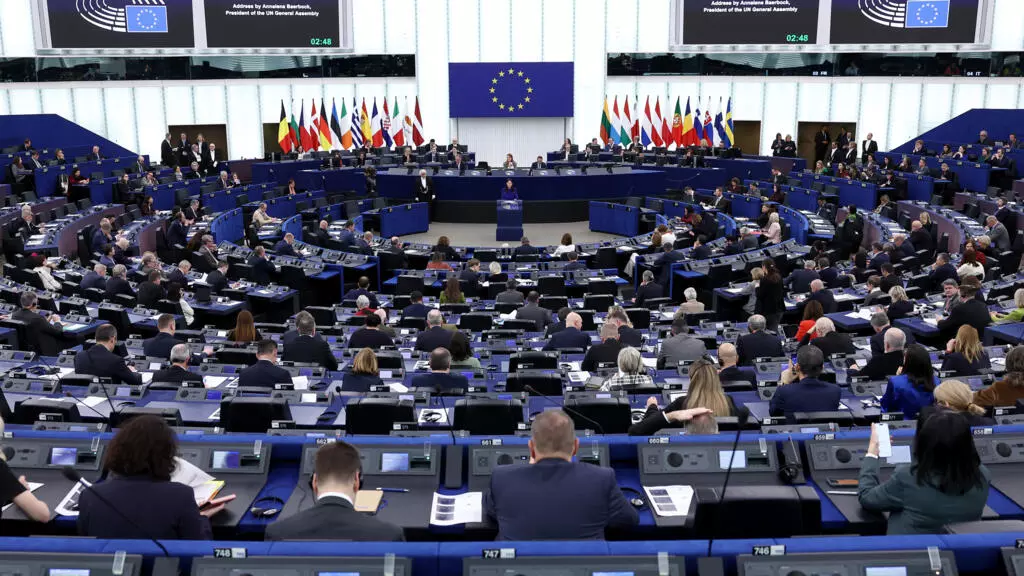 Le Parlement européen approuve la réforme prévoyant des «hubs de retour»