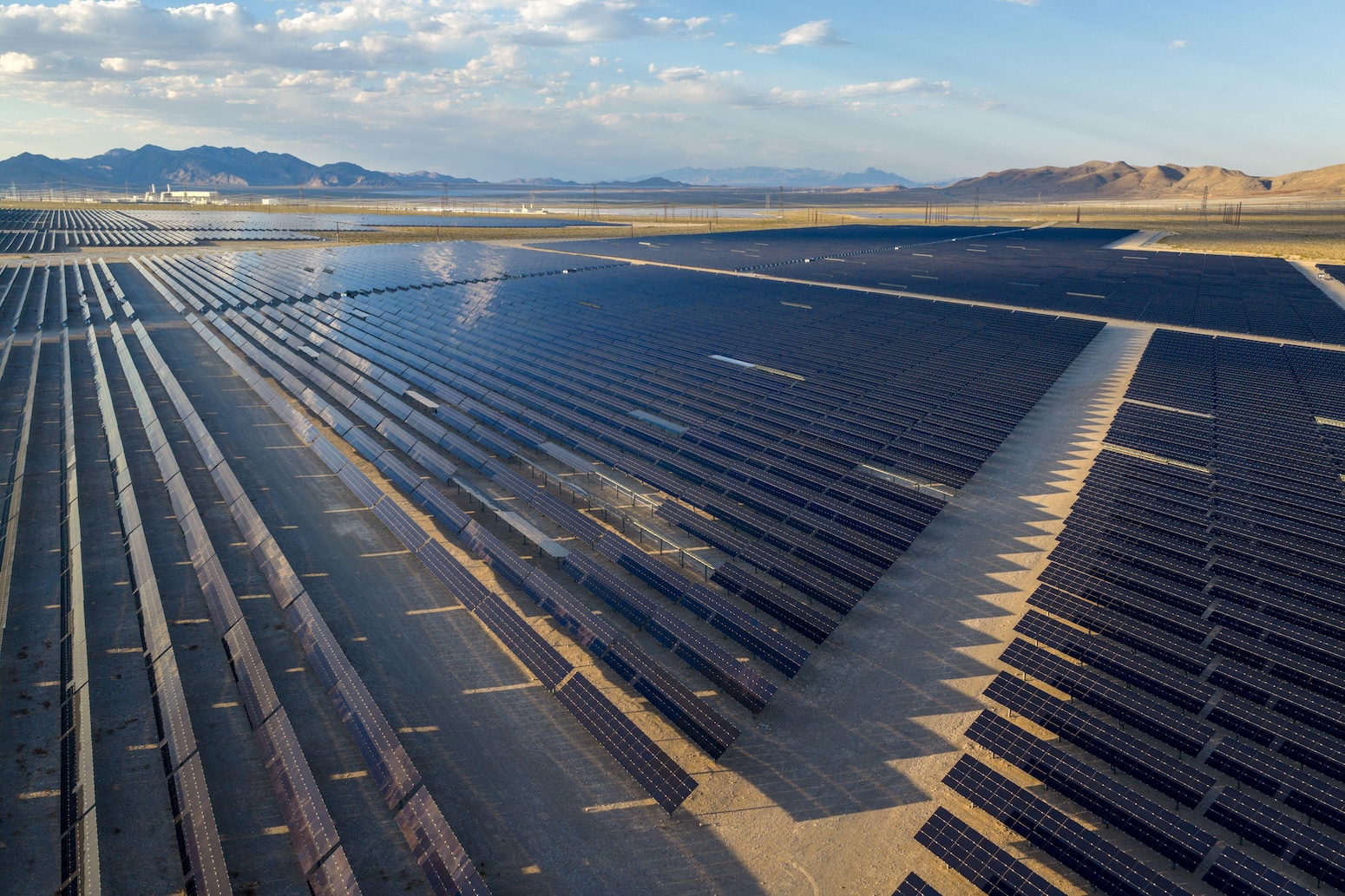 CCC: Faster electrification of UK will ‘put money back into people’s pockets’ – Carbon Brief