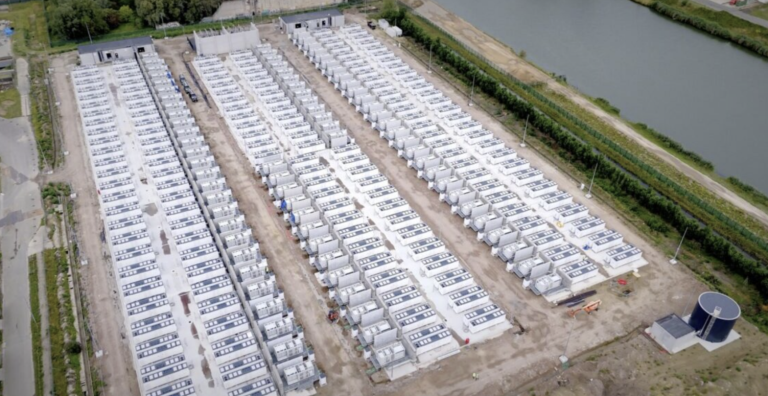 L&rsquo;UE approuve un objectif de 45 GW de stockage d&rsquo;énergie afin de réduire sa dépendance au gaz – pv magazine France