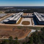 Energy, water use and pollution of AI and data centers rival most countries