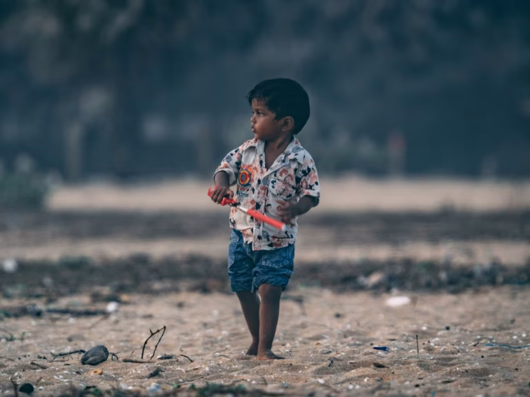 La crise climatique: une menace directe pour l&rsquo;enfance s&rsquo;inquiète cette ONG