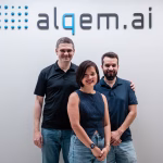 L&rsquo;IA au lieu des terres rares : une start-up munichoise recherche des aimants fabriqués à partir d&rsquo;éléments abondants
