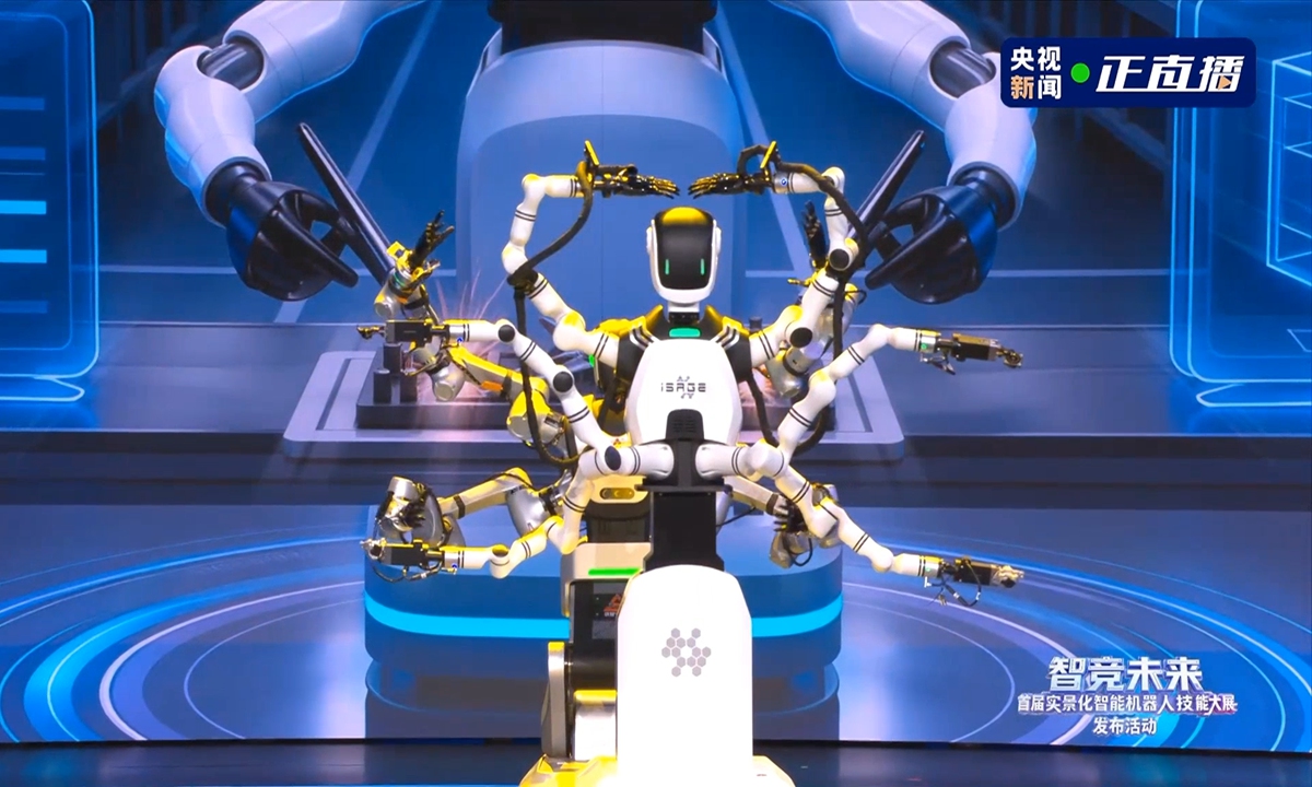 Six arms at once, welding on vertical walls: Chinese robots step into real work sites