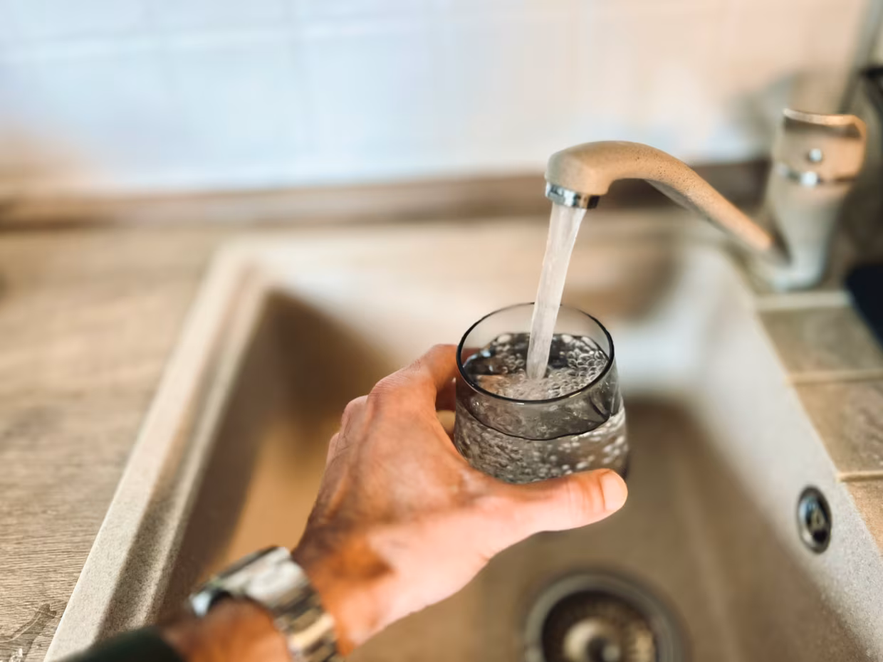 La dépollution ne peut retirer de l&rsquo;environnement que 2% des PFAS, selon une étude
