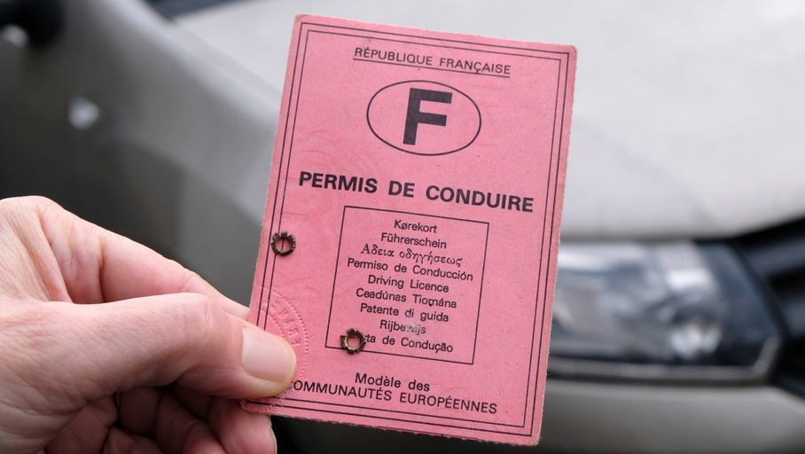 Permis de conduire : la fin du titre « à vie » et les nouvelles règles européennes d&rsquo;ici 2028