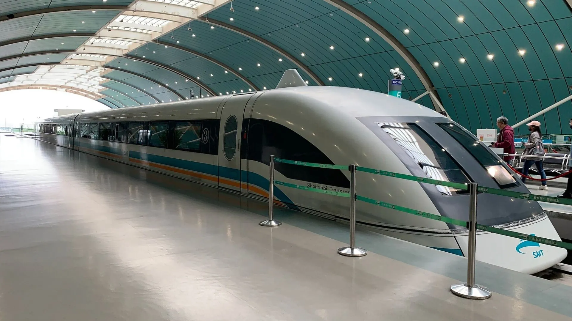 China&rsquo;s maglev model sets new record with 497 miles per hour run