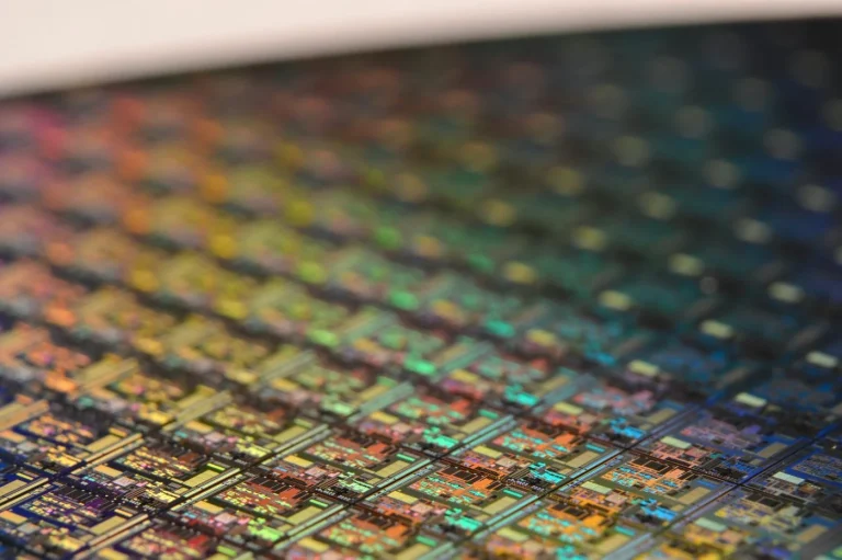 Samsung et Intel sous pression : TSMC prendrait encore de l&rsquo;avance avec de nouvelles puces plus puissantes et moins gourmandes