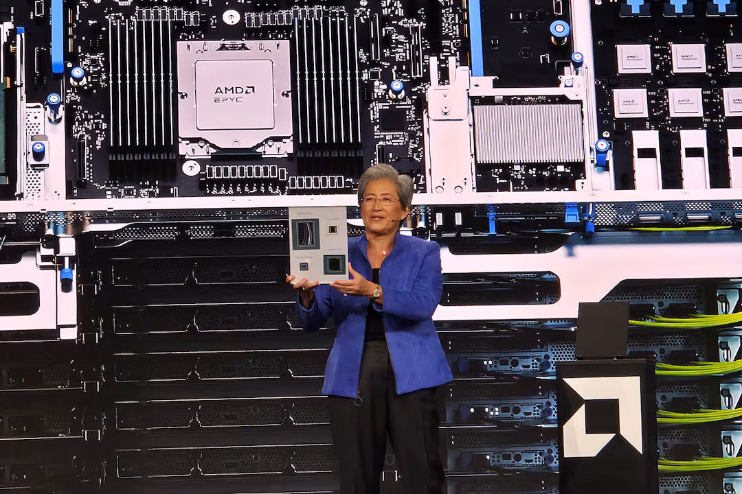 Avec son rack Helios, AMD se calque sur la stratégie de Nvidia mais veut le surpasser sur chaque composant, du CPU au GPU en passant par le réseau