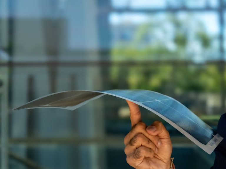 SolarWindow launches 0.85 mm-thick, self-adhesive solar film – pv magazine Global