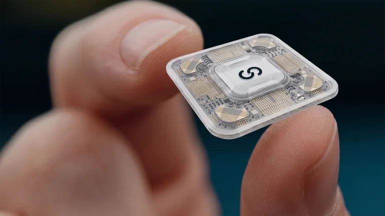 Engineers build world&rsquo;s first portable diamond-powered quantum computer — it works at room temperature and can be plugged into an outlet