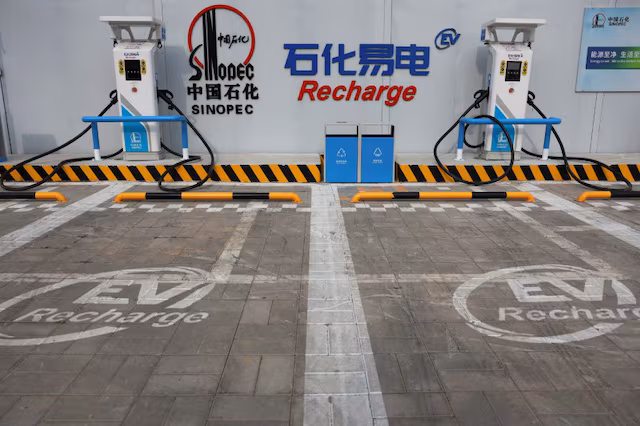 China&rsquo;s EV penetration could reach 80% by 2030, Sinopec researcher says