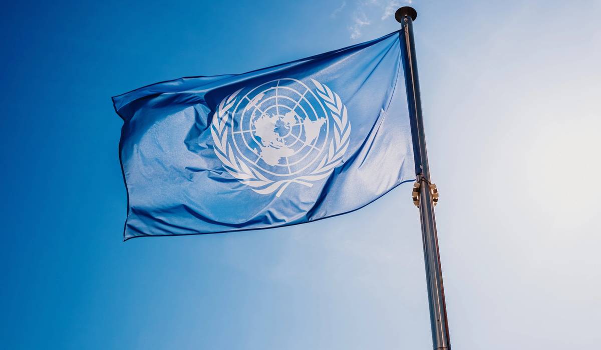 Face aux « risques sans précédent » de l’IA, l’ONU appelle les États à agir d’urgence