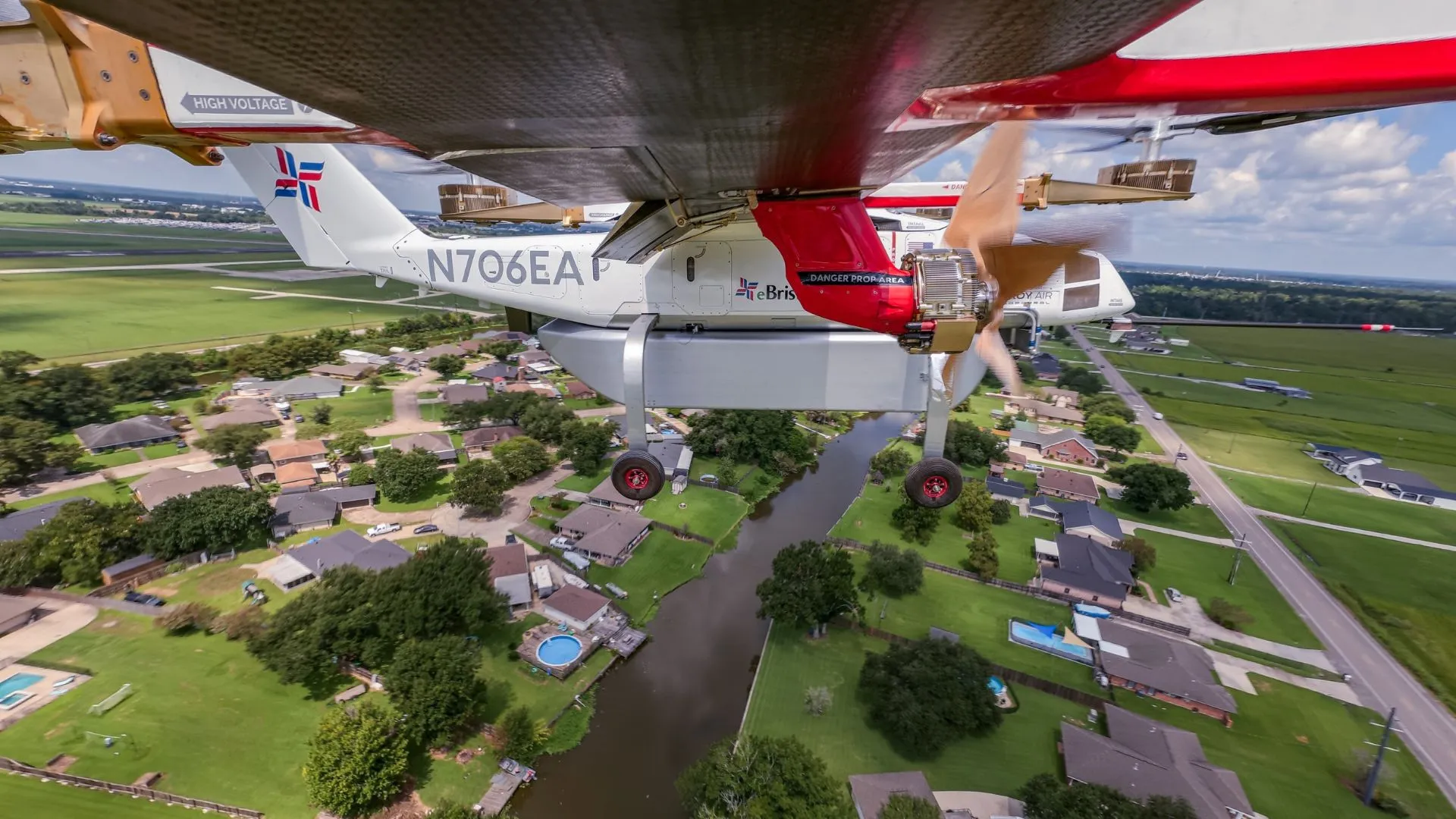 US startup tests cargo drone with 500-lb payload, 450-mile range