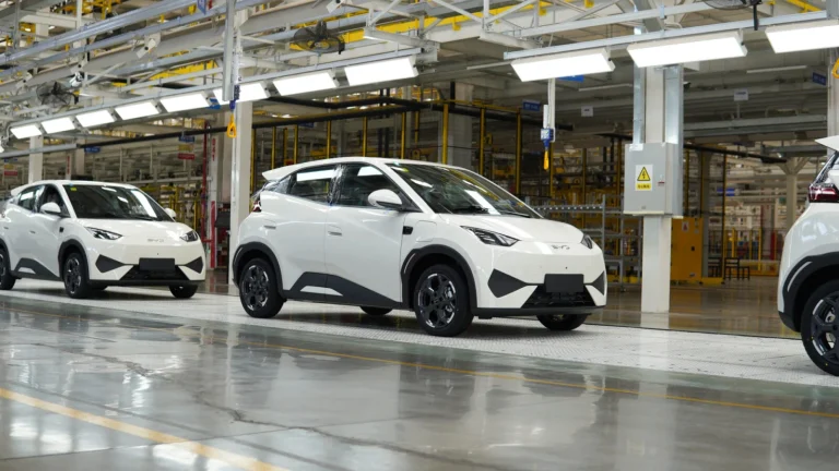 1,5 million de voitures produites chaque année en Europe : la Chine va multiplier sa production par 16
