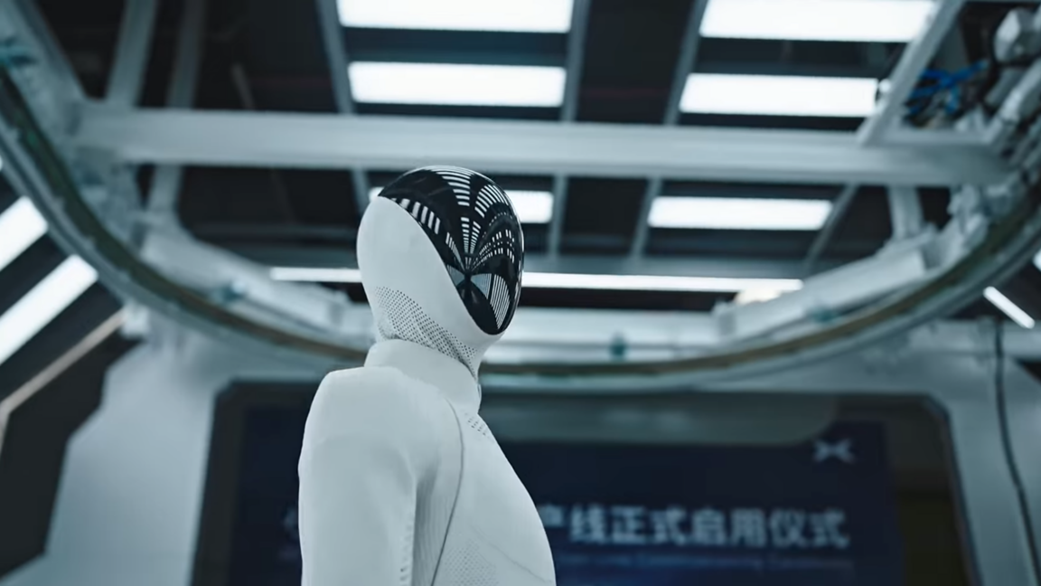 La fin de l&rsquo;humain ? Xpeng lance une ligne production de son robot Iron… à 80% automatisée
