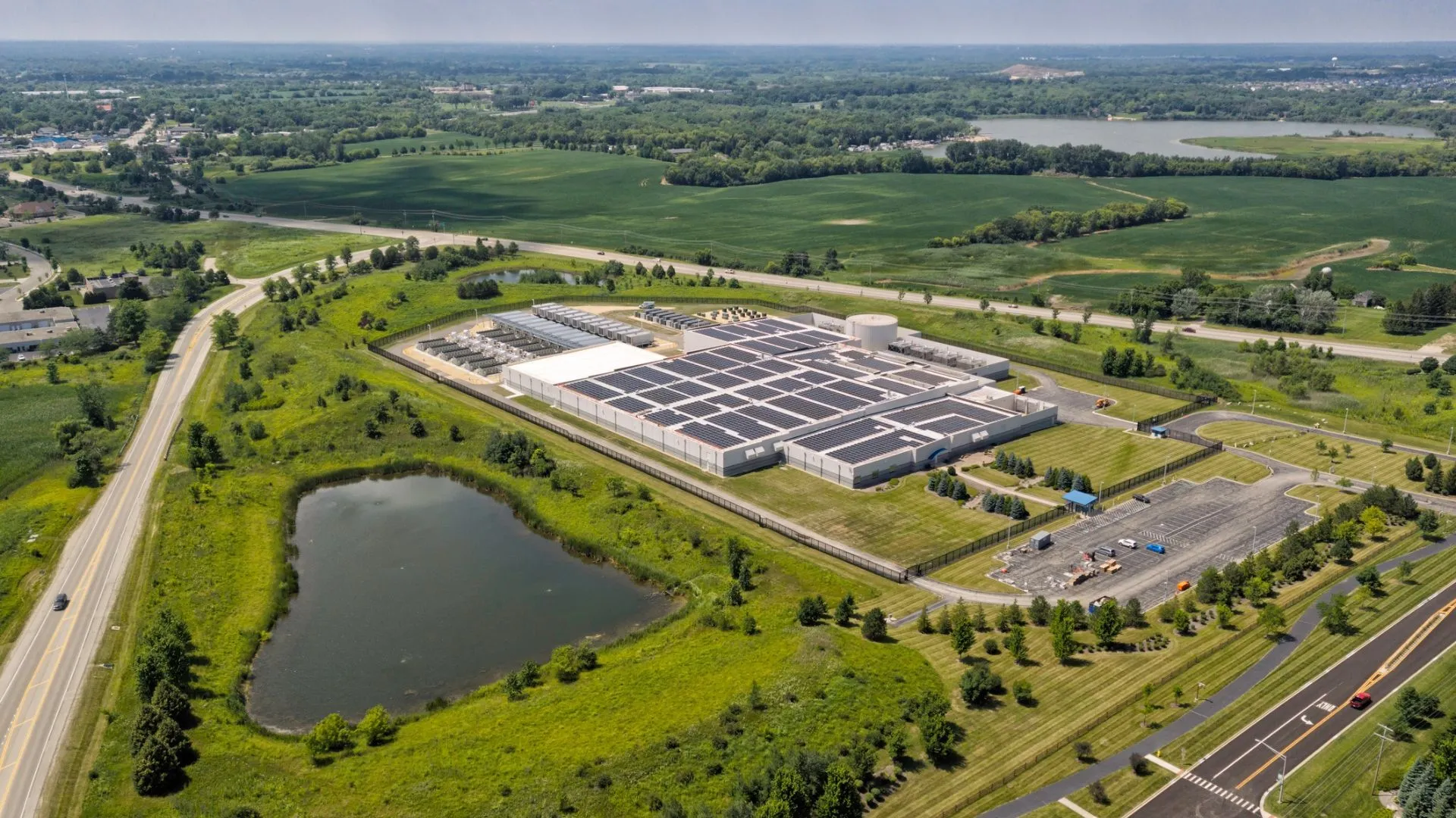 ​200,000 gallons: AI data center heat could power fresh water production