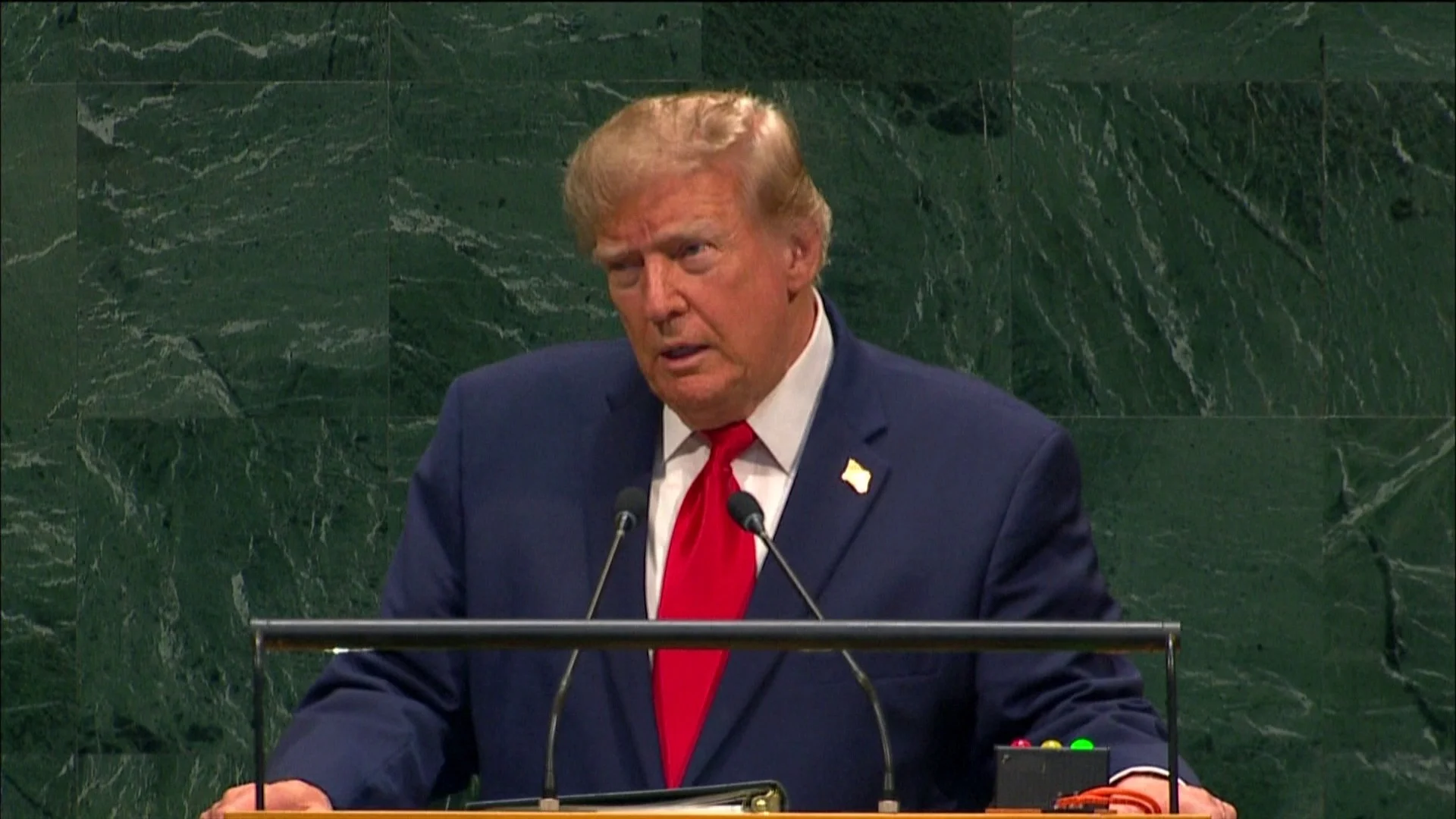 Le Groenland repousse Trump: le Parlement adopte à l&rsquo;unanimité une loi pour interdire l&rsquo;exploitation minière en eaux profondes jusqu&rsquo;en 2029