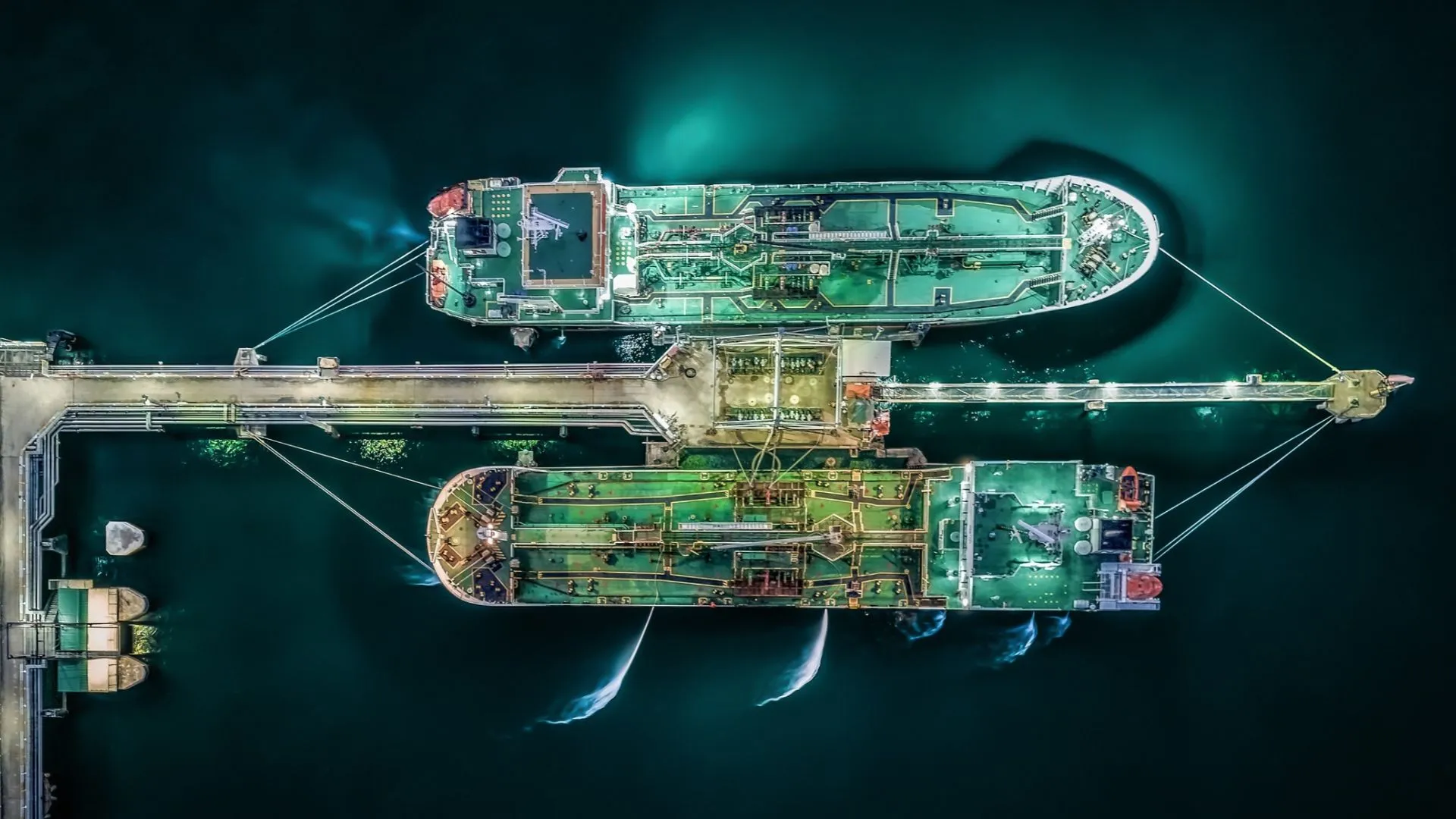 World&rsquo;s first tri-fuel ore carriers to haul 210,000 tons with ethanol